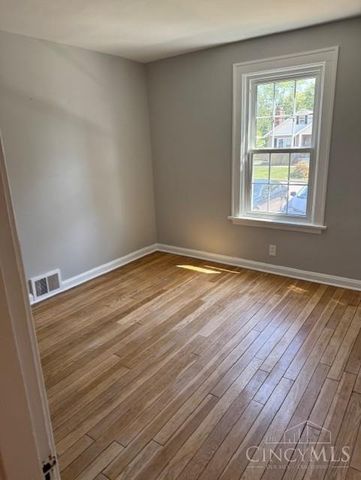 7241 Osceola Drive, Madeira, OH 45243
