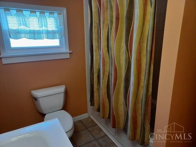 7241 Osceola Drive, Madeira, OH 45243