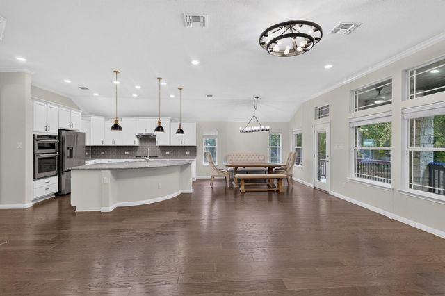 809 Lorraine CV, Round Rock, TX 78665