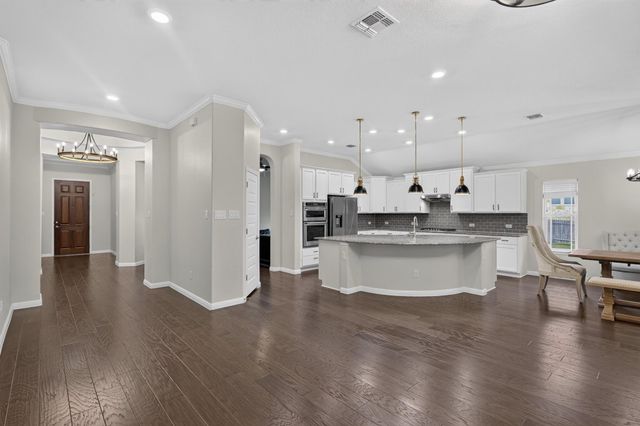 809 Lorraine CV, Round Rock, TX 78665