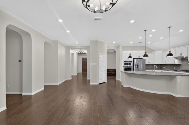 809 Lorraine CV, Round Rock, TX 78665
