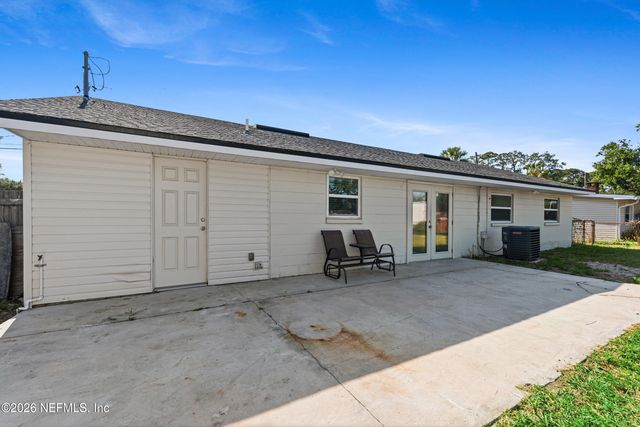 11515 SOFORENKO Drive, Jacksonville, FL 32218