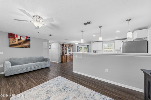 11515 SOFORENKO Drive, Jacksonville, FL 32218