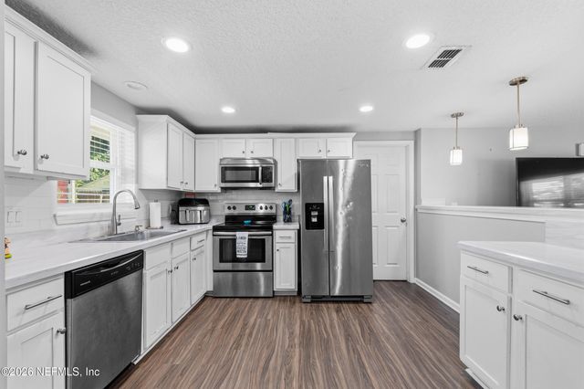 11515 SOFORENKO Drive, Jacksonville, FL 32218