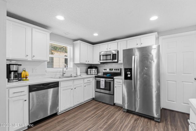 11515 SOFORENKO Drive, Jacksonville, FL 32218