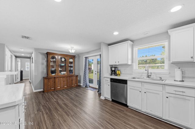 11515 SOFORENKO Drive, Jacksonville, FL 32218