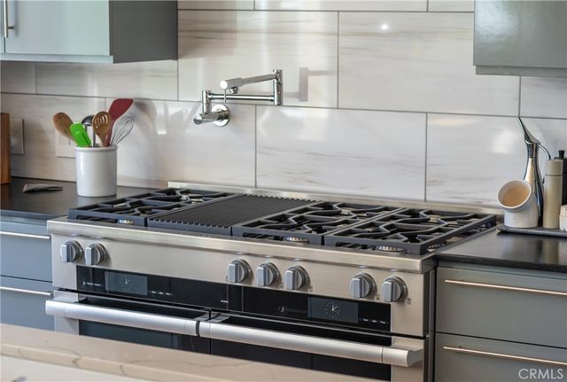 2244 N La Paz, Claremont, CA 91711