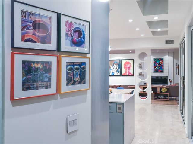 2244 N La Paz, Claremont, CA 91711