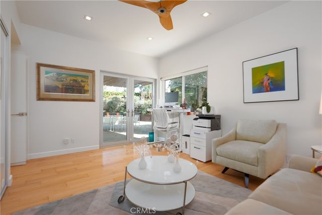 2244 N La Paz, Claremont, CA 91711