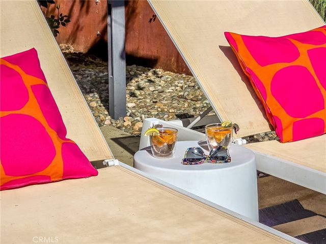 2244 N La Paz, Claremont, CA 91711