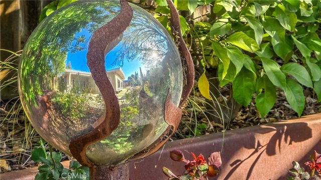 2244 N La Paz, Claremont, CA 91711