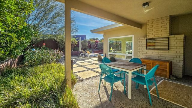 2244 N La Paz, Claremont, CA 91711