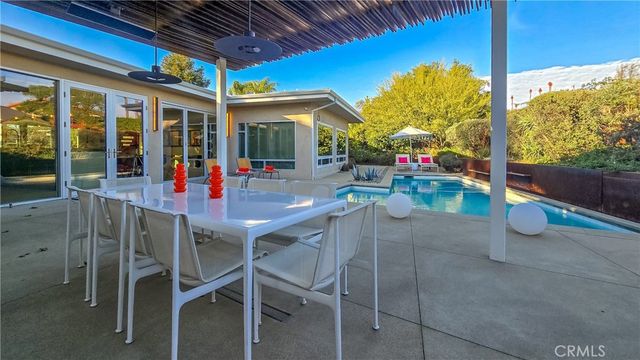 2244 N La Paz, Claremont, CA 91711