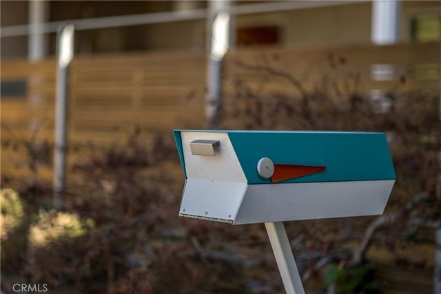 2244 N La Paz, Claremont, CA 91711