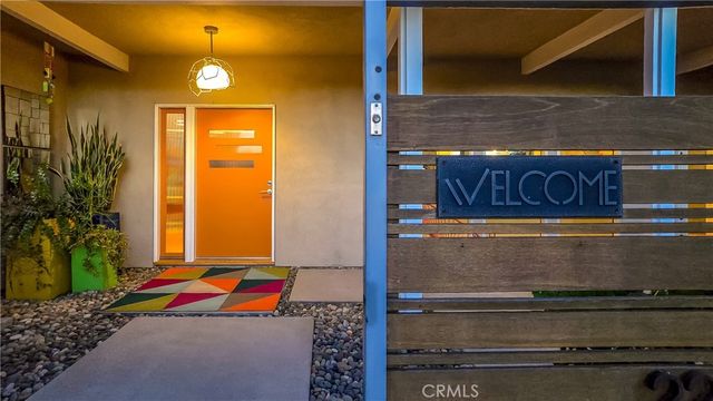 2244 N La Paz, Claremont, CA 91711