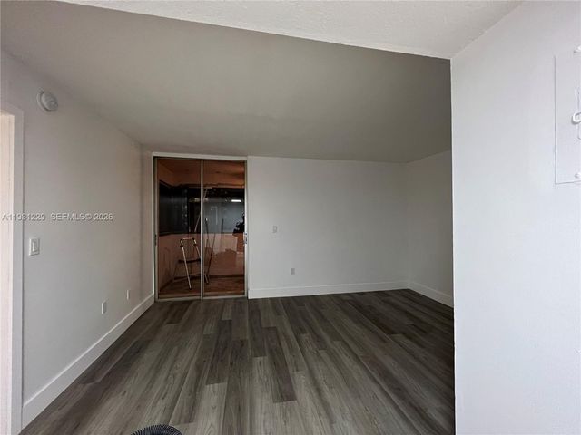 5050 NW 7th Street 511, Miami, FL 33126