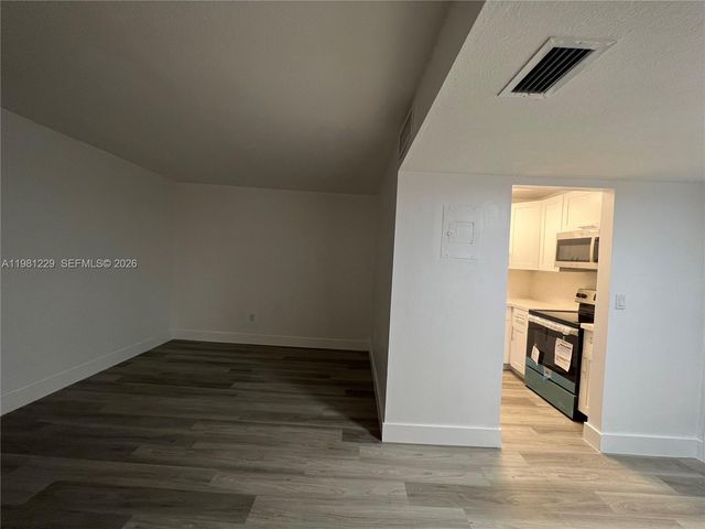 5050 NW 7th Street 511, Miami, FL 33126