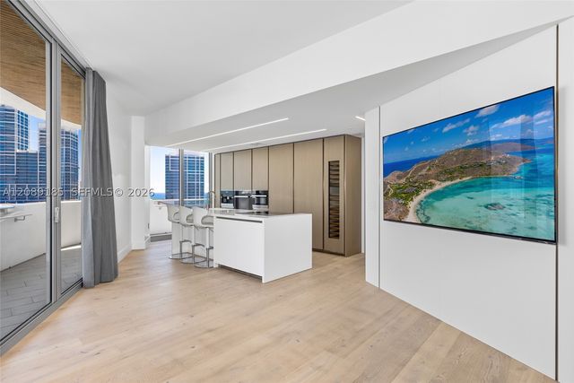 6800 Indian Creek Dr 8D, Miami Beach, FL 33141