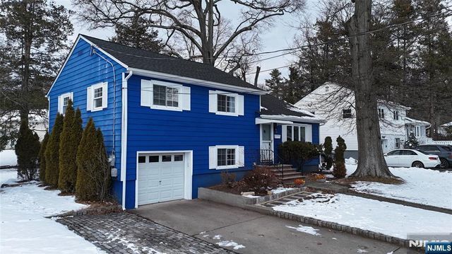 31 Randolph Place, West Orange, NJ 07052