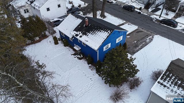 31 Randolph Place, West Orange, NJ 07052