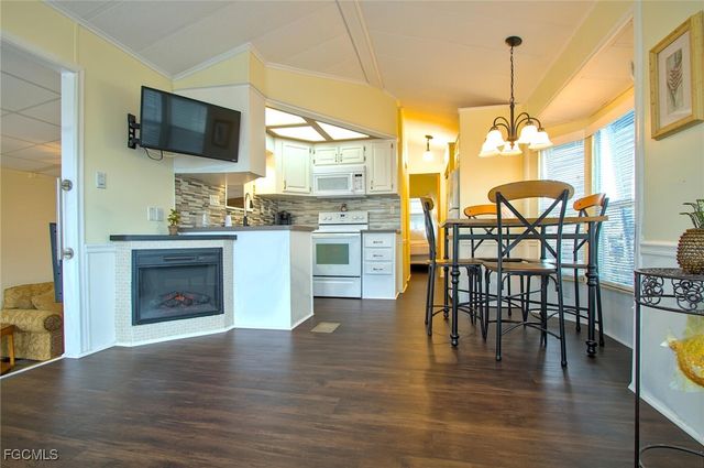 16331 Hermit Thrush LN, Fort Myers, FL 33908