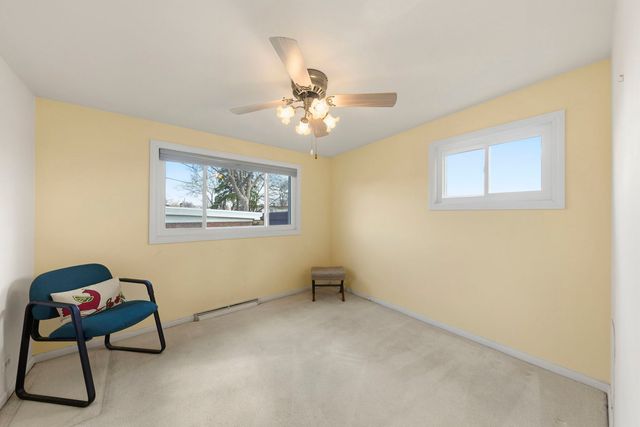 2345 Boeger Avenue, Westchester, IL 60154