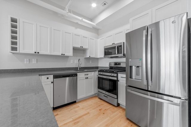 70 Northampton St 404, Boston, MA 02118