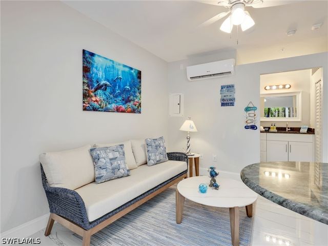 400 FLAGSHIP DR 302, Naples, FL 34108