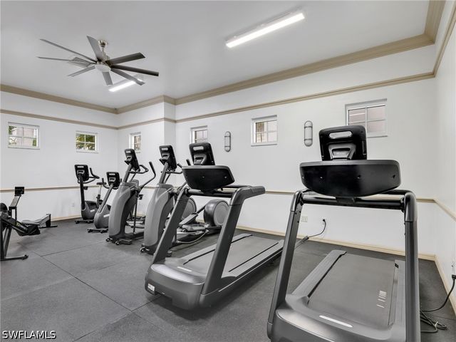 400 FLAGSHIP DR 302, Naples, FL 34108