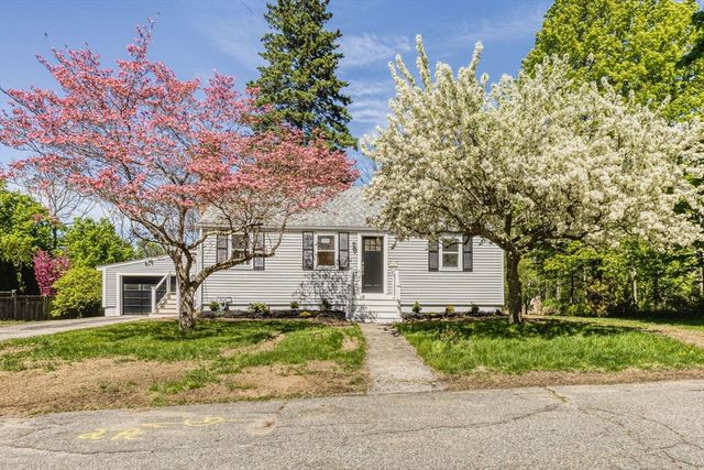 20 Francis Ave, Groveland, MA 01834