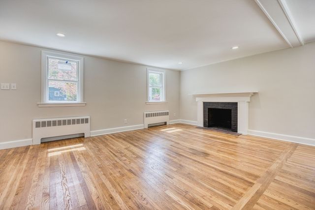 20 Francis Ave, Groveland, MA 01834