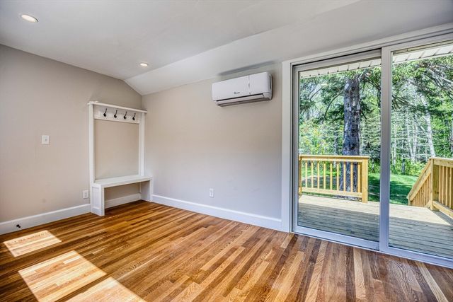 20 Francis Ave, Groveland, MA 01834