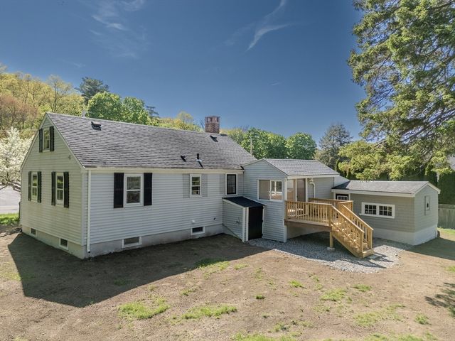 20 Francis Ave, Groveland, MA 01834
