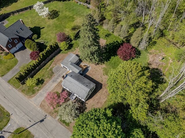 20 Francis Ave, Groveland, MA 01834