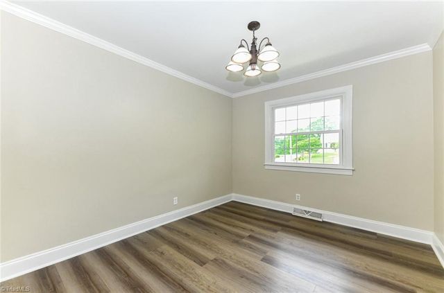 2507 E Woodlyn Way, Greensboro, NC 27407