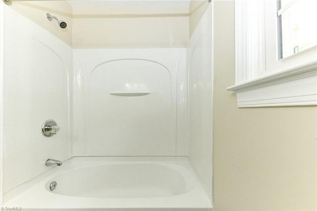 2507 E Woodlyn Way, Greensboro, NC 27407