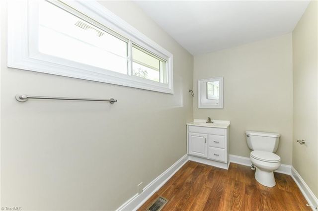 2507 E Woodlyn Way, Greensboro, NC 27407