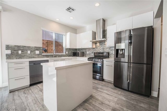 2647 Good Fellows Street, Las Vegas, NV 89135