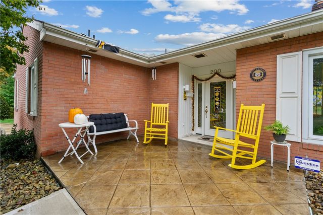 200 Demar Blvd, North Strabane, PA 15317