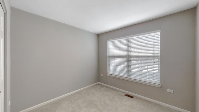 1978 Gary Court B, Schaumburg, IL 60193