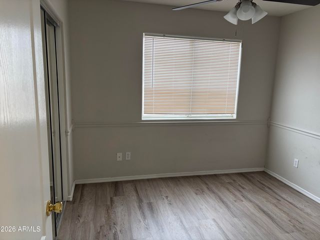 128 W OXFORD Lane, Gilbert, AZ 85233