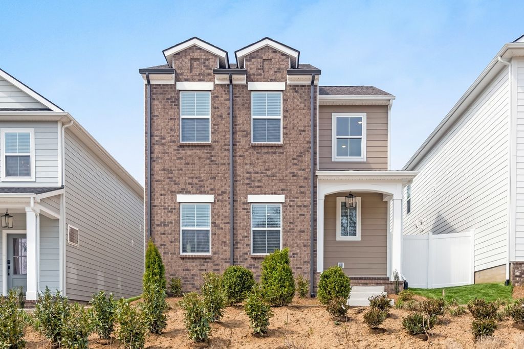 323 Jasmine Park, Hermitage, TN 37076