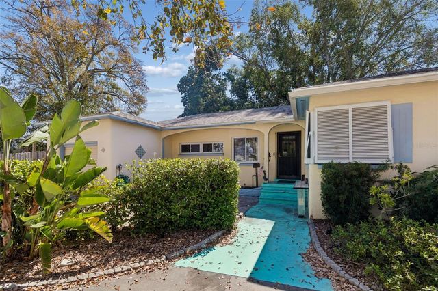 2120 CORONADA WAY S, St Petersburg, FL 33712