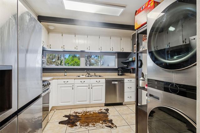 2120 CORONADA WAY S, St Petersburg, FL 33712