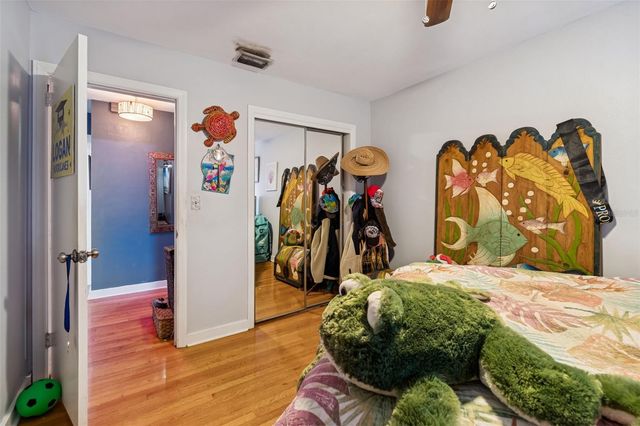 2120 CORONADA WAY S, St Petersburg, FL 33712