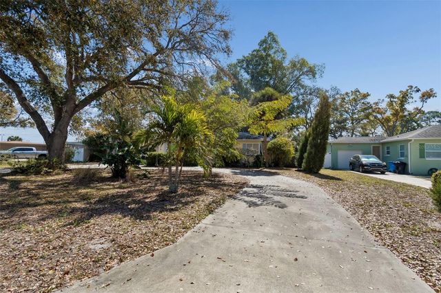 2120 CORONADA WAY S, St Petersburg, FL 33712