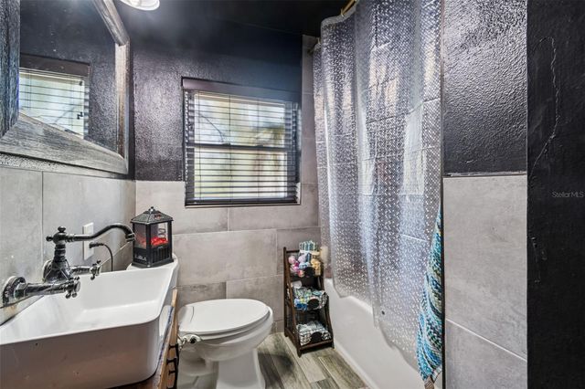 2120 CORONADA WAY S, St Petersburg, FL 33712