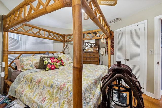 2120 CORONADA WAY S, St Petersburg, FL 33712