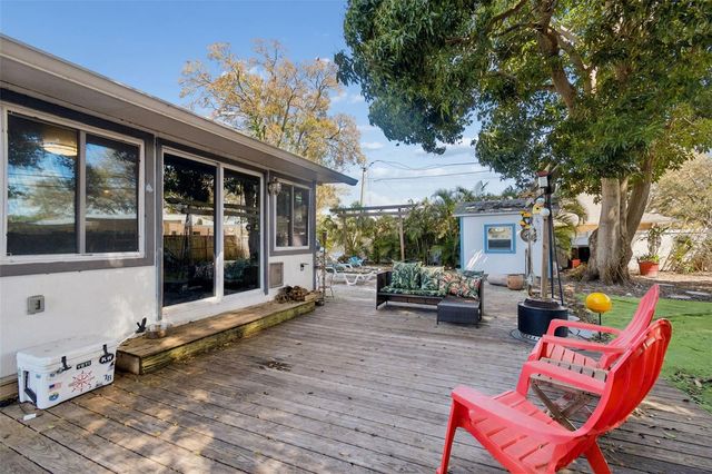 2120 CORONADA WAY S, St Petersburg, FL 33712