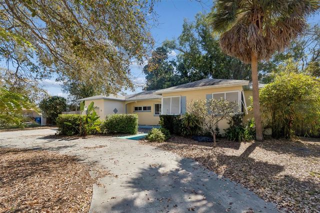 2120 CORONADA WAY S, St Petersburg, FL 33712